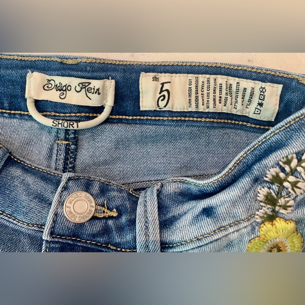 Embroidered Light Blue Denim Shorts - Picture 2 of 8